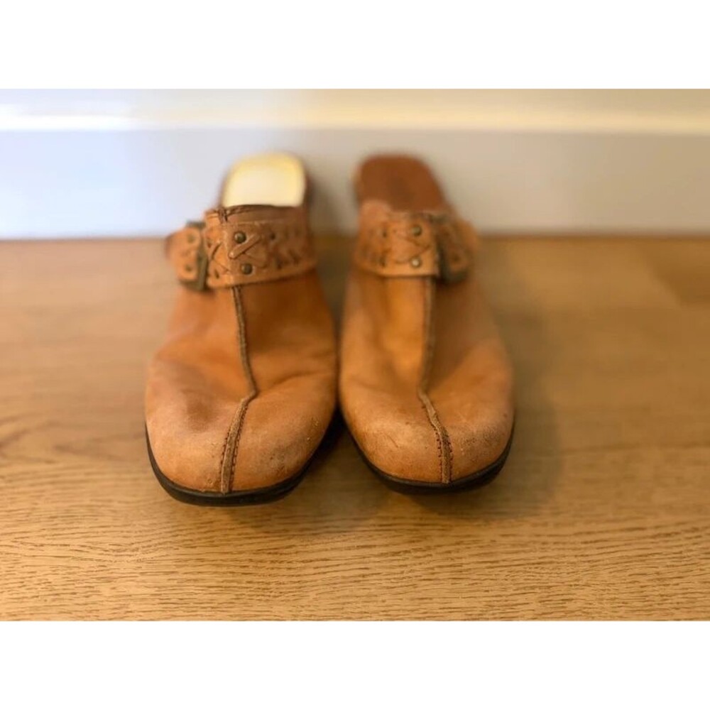 Clarks Bendables Tan Leather Clogs Women's 10M minimalistic